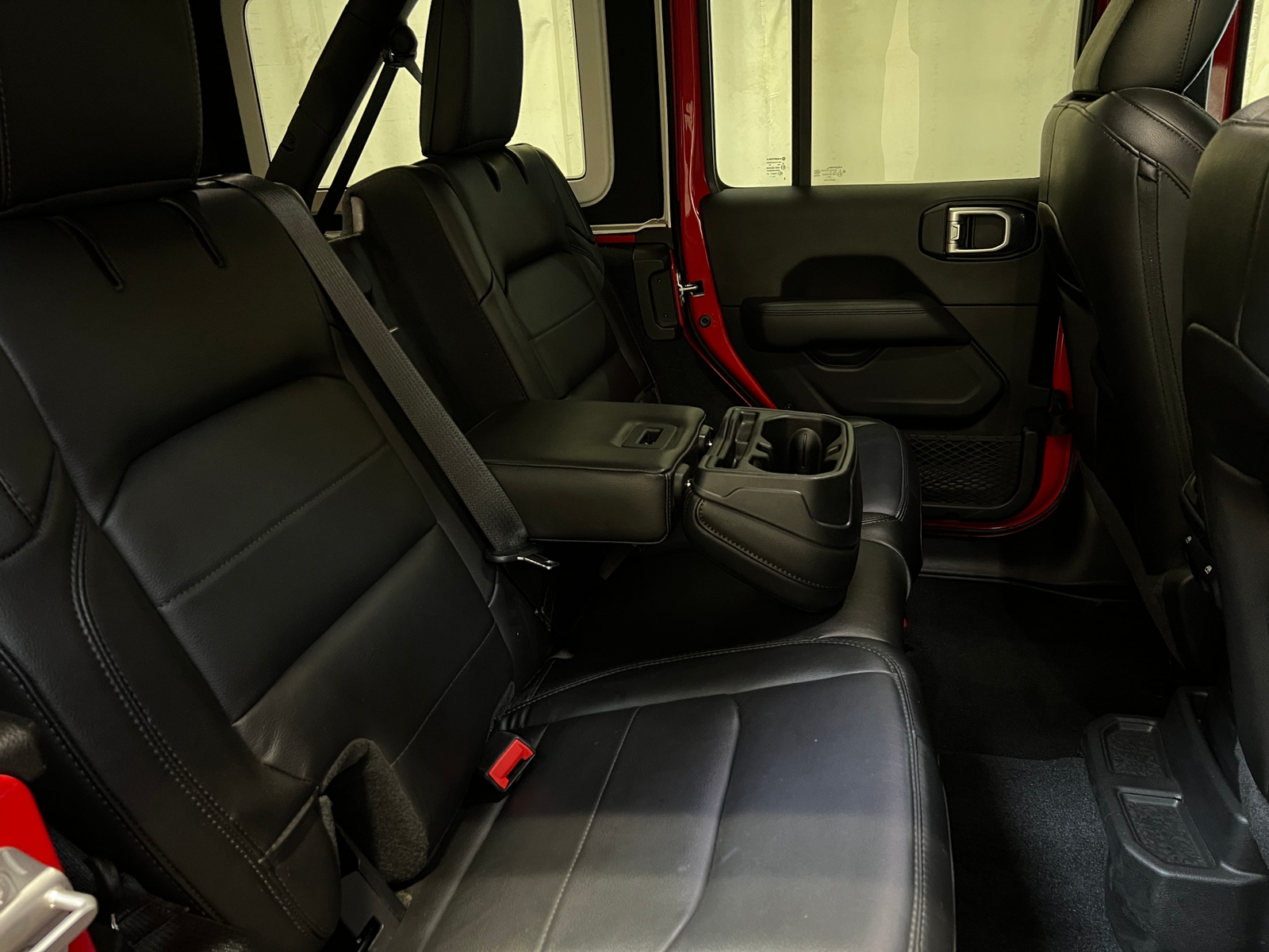 Thumbnail: 2020 Jeep Wrangler - 5