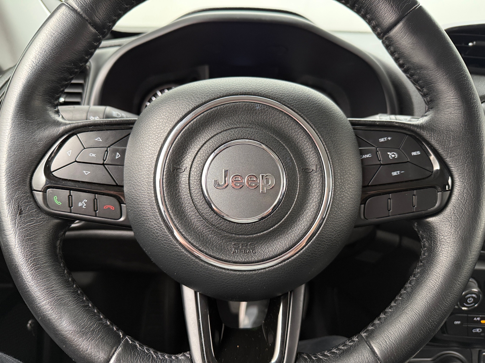 Thumbnail: 2018 Jeep Renegade - 5