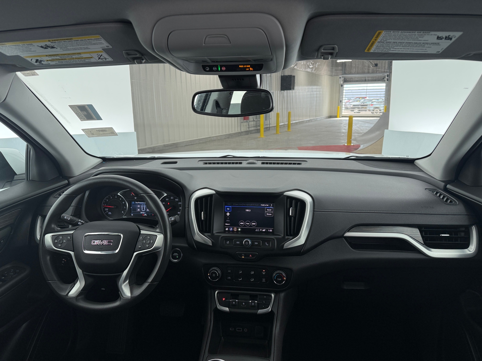 Thumbnail: 2024 GMC Terrain - 3