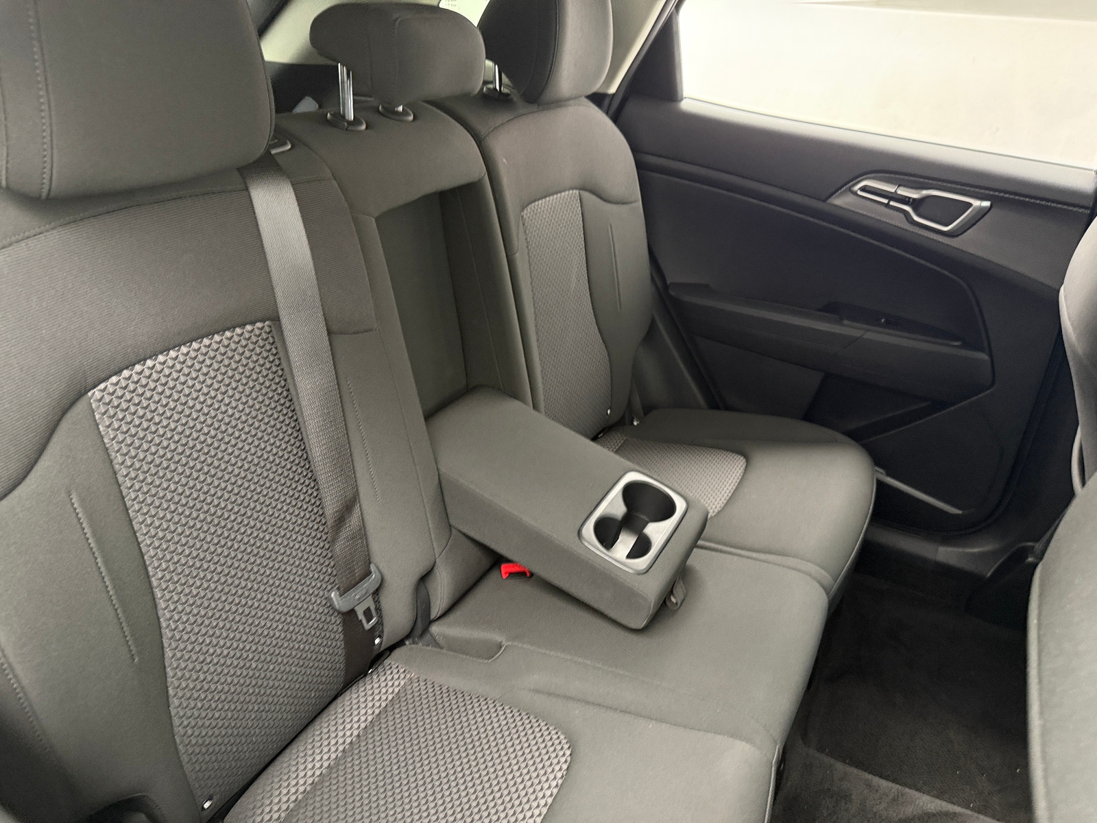 Thumbnail: 2025 Kia Sportage - 6