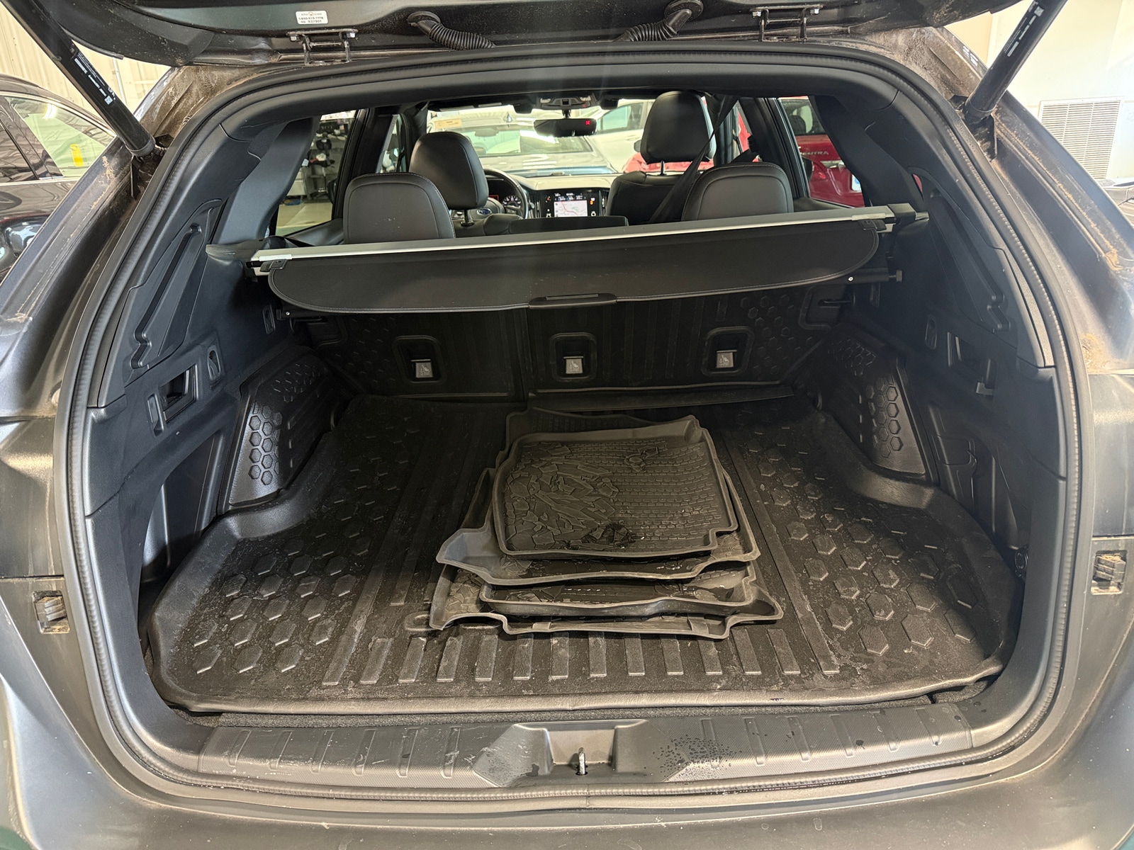 Thumbnail: 2022 Subaru Outback - 6