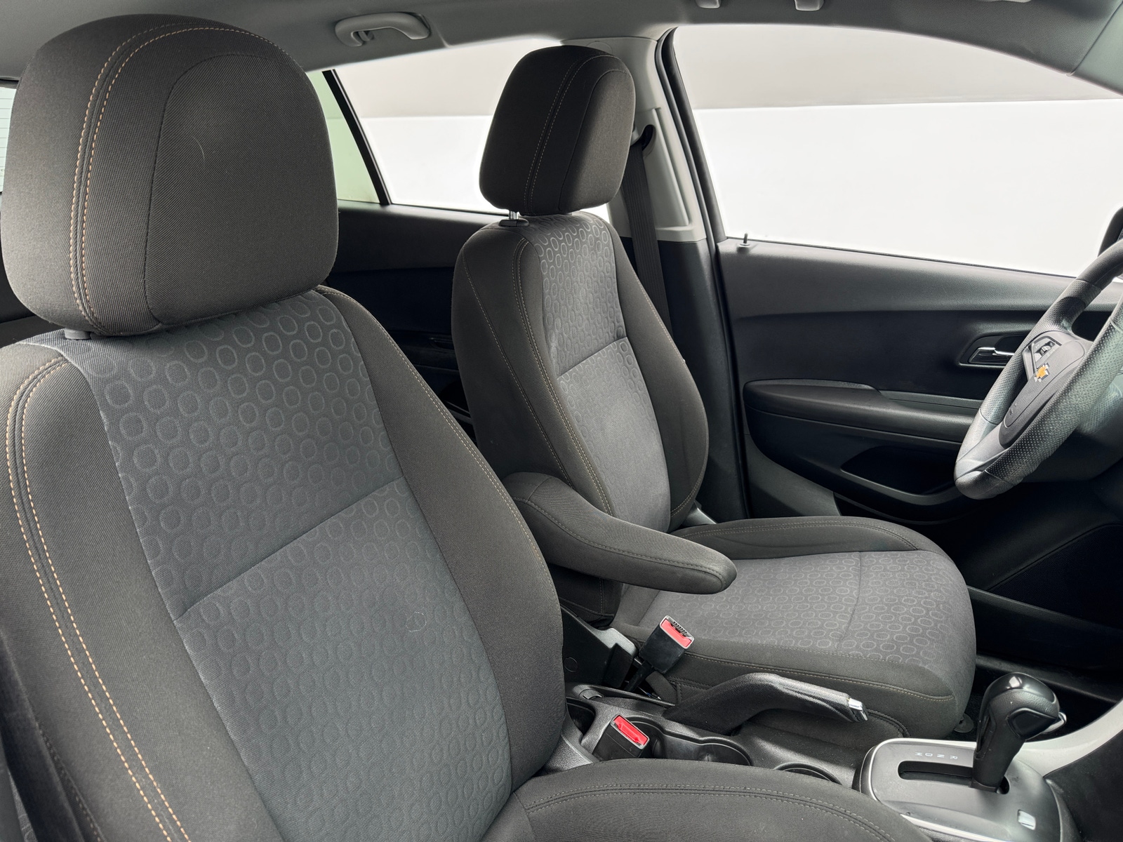 Thumbnail: 2020 Chevrolet Trax - 2