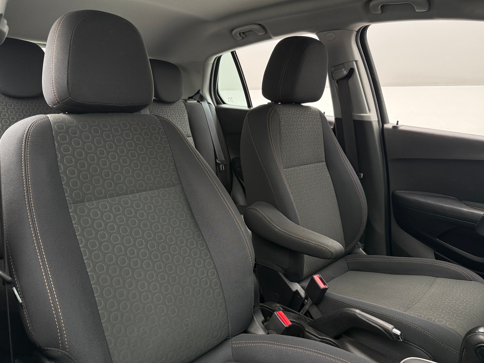 Thumbnail: 2019 Chevrolet Trax - 2