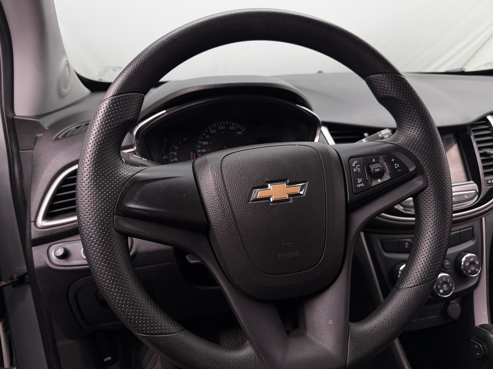 Thumbnail: 2019 Chevrolet Trax - 5