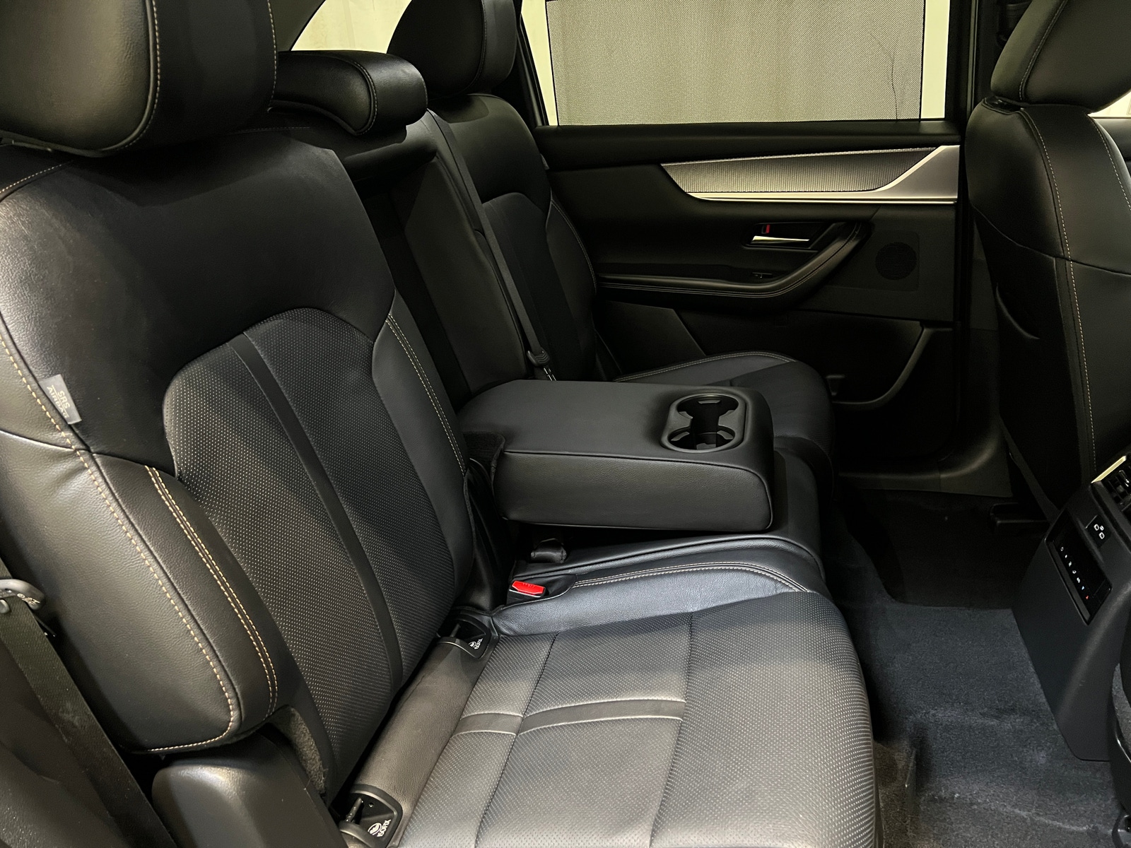 Thumbnail: 2025 Mazda CX-70 - 5