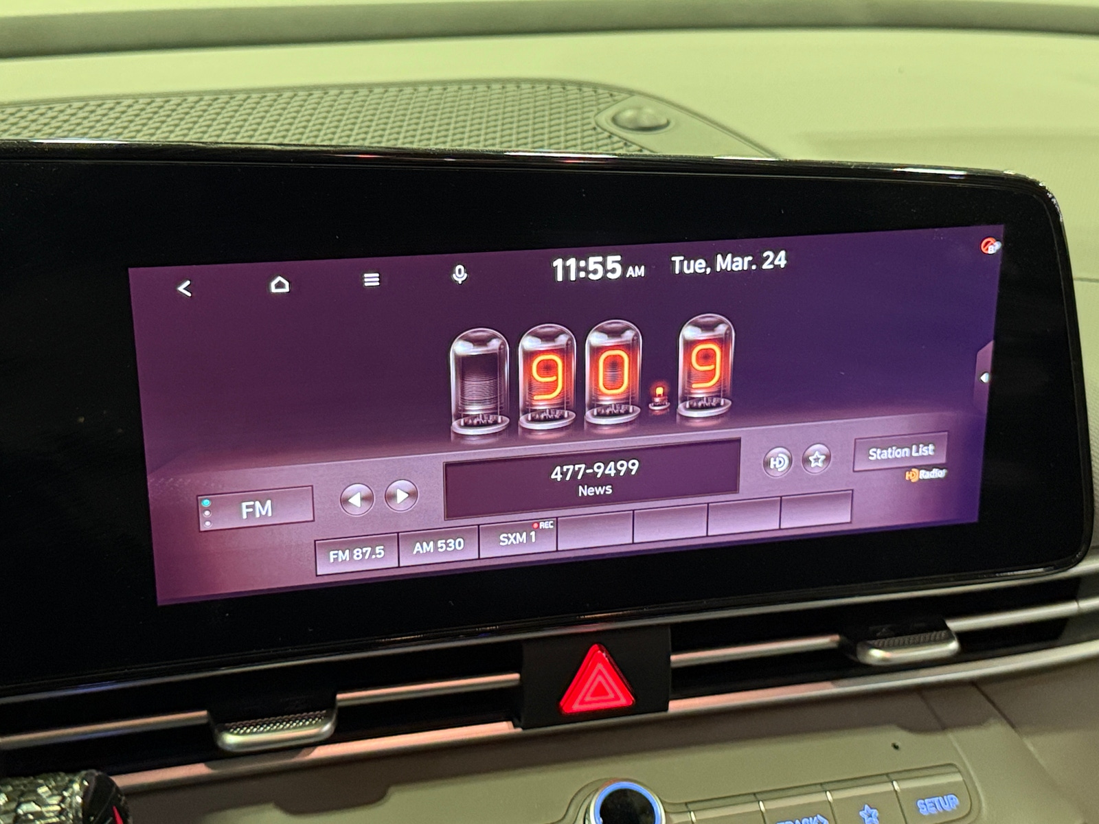 Thumbnail: 2023 Hyundai Elantra - 4