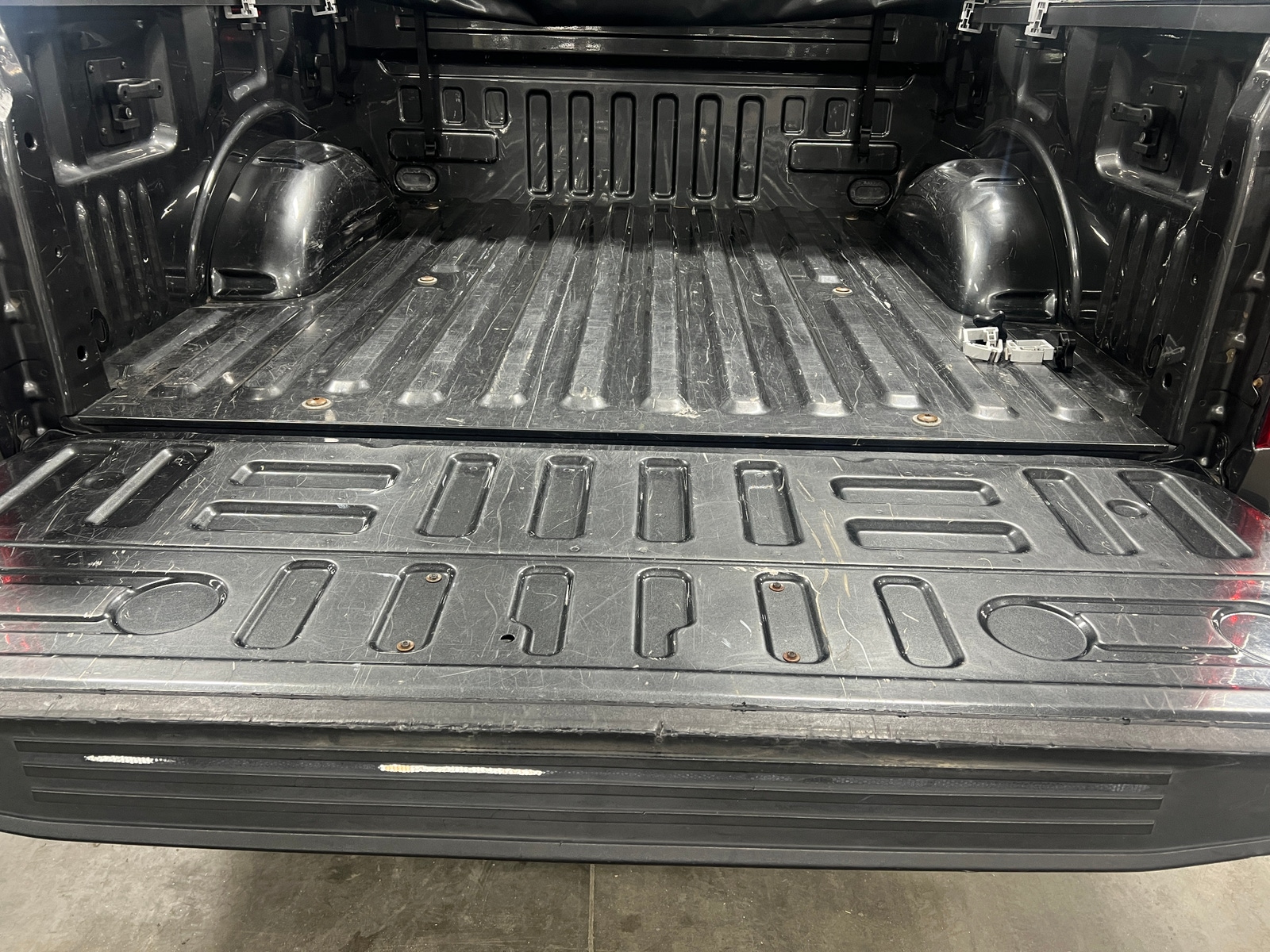 Thumbnail: 2016 Ford Econoline - 7