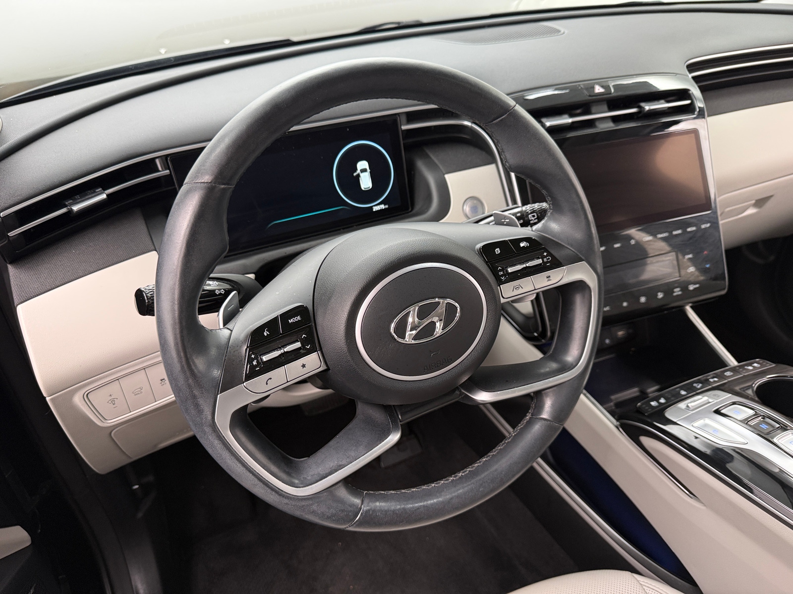 Thumbnail: 2022 Hyundai Tucson - 4