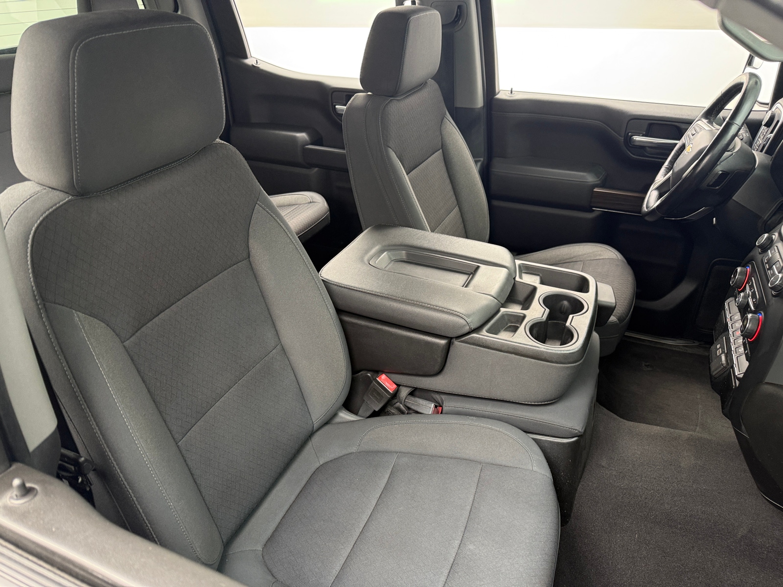 Thumbnail: 2019 Chevrolet Silverado 1500 - 2