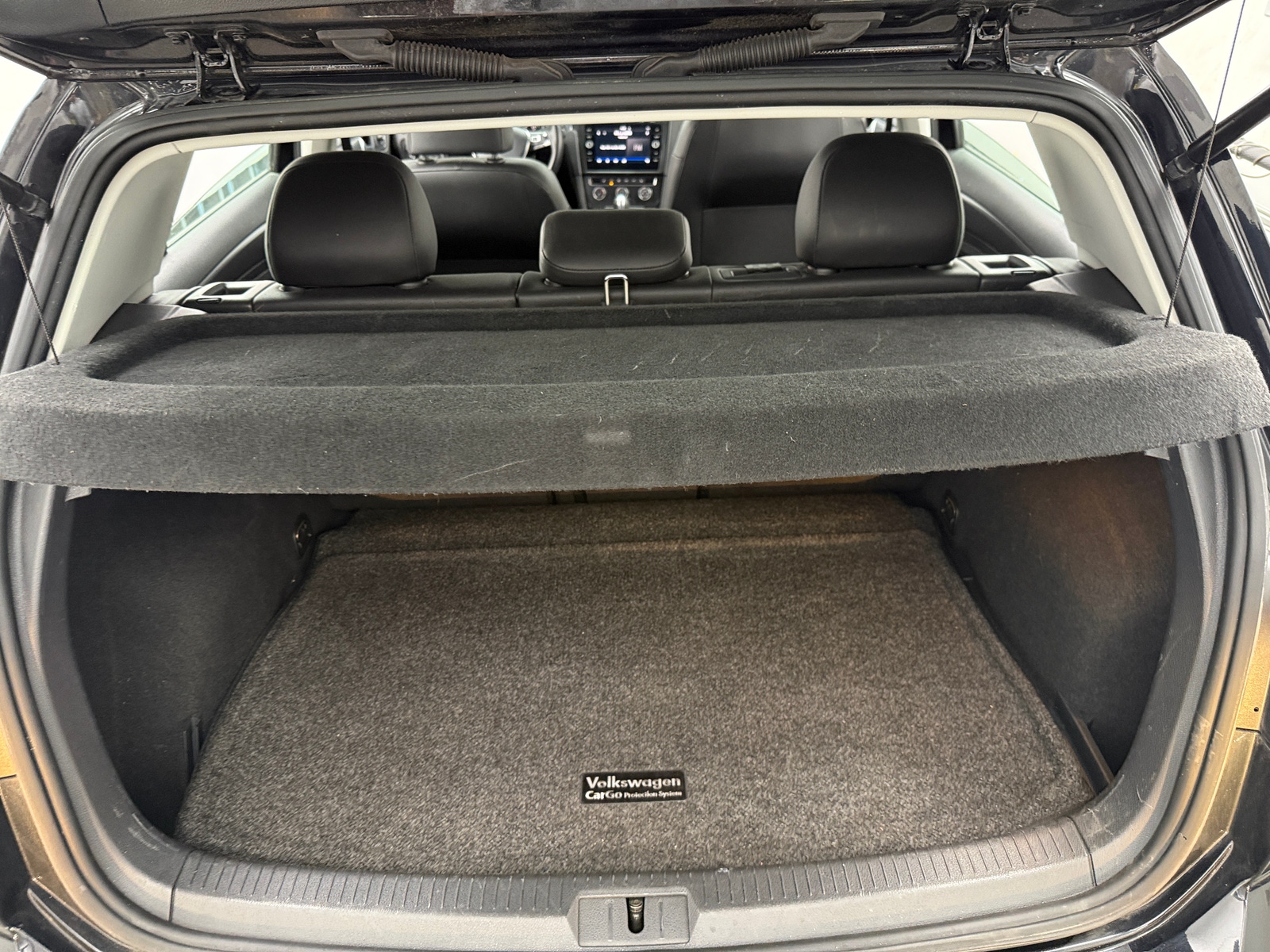 Thumbnail: 2018 Volkswagen Golf - 6