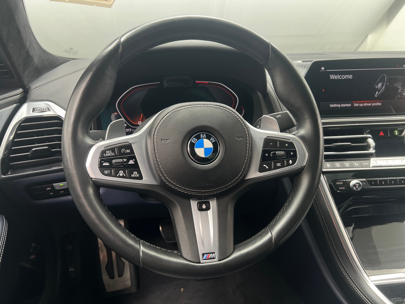 Thumbnail: 2019 BMW 8 Series - 3