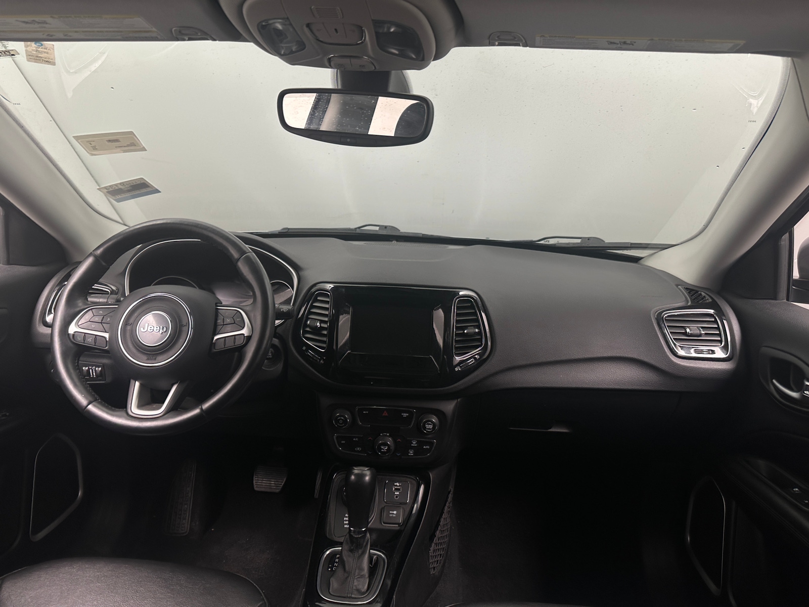 Thumbnail: 2019 Jeep Compass - 3