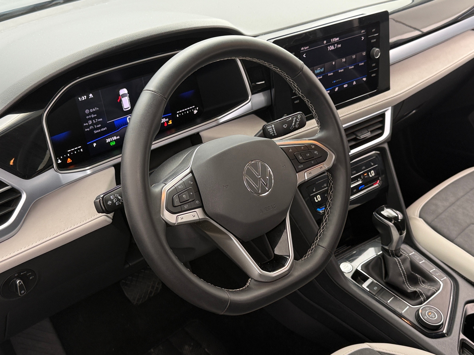 Thumbnail: 2025 Volkswagen Taos - 5