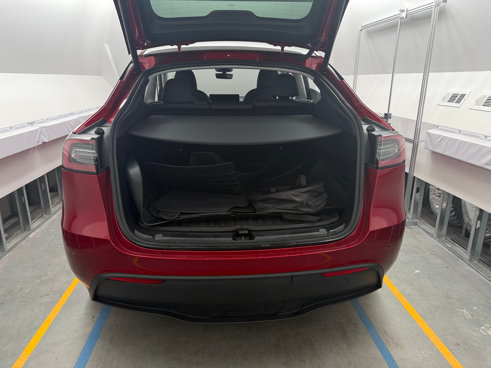 Thumbnail: 2025 Tesla Model Y - 6