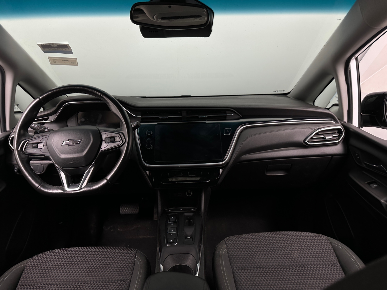 Thumbnail: 2022 Chevrolet Bolt EV - 3