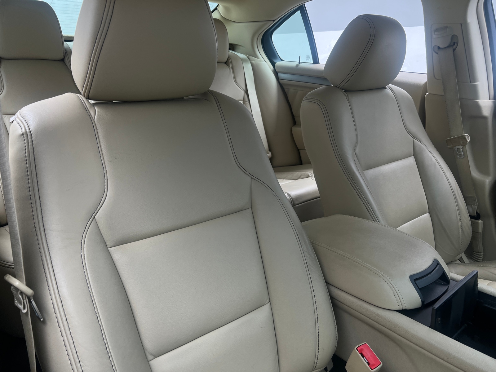 Thumbnail: 2014 Ford Taurus - 2