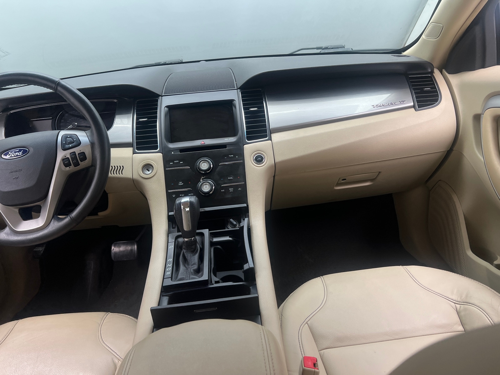 Thumbnail: 2014 Ford Taurus - 3