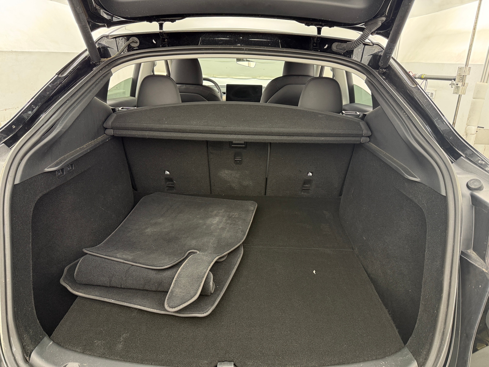 Thumbnail: 2024 Tesla Model Y - 6