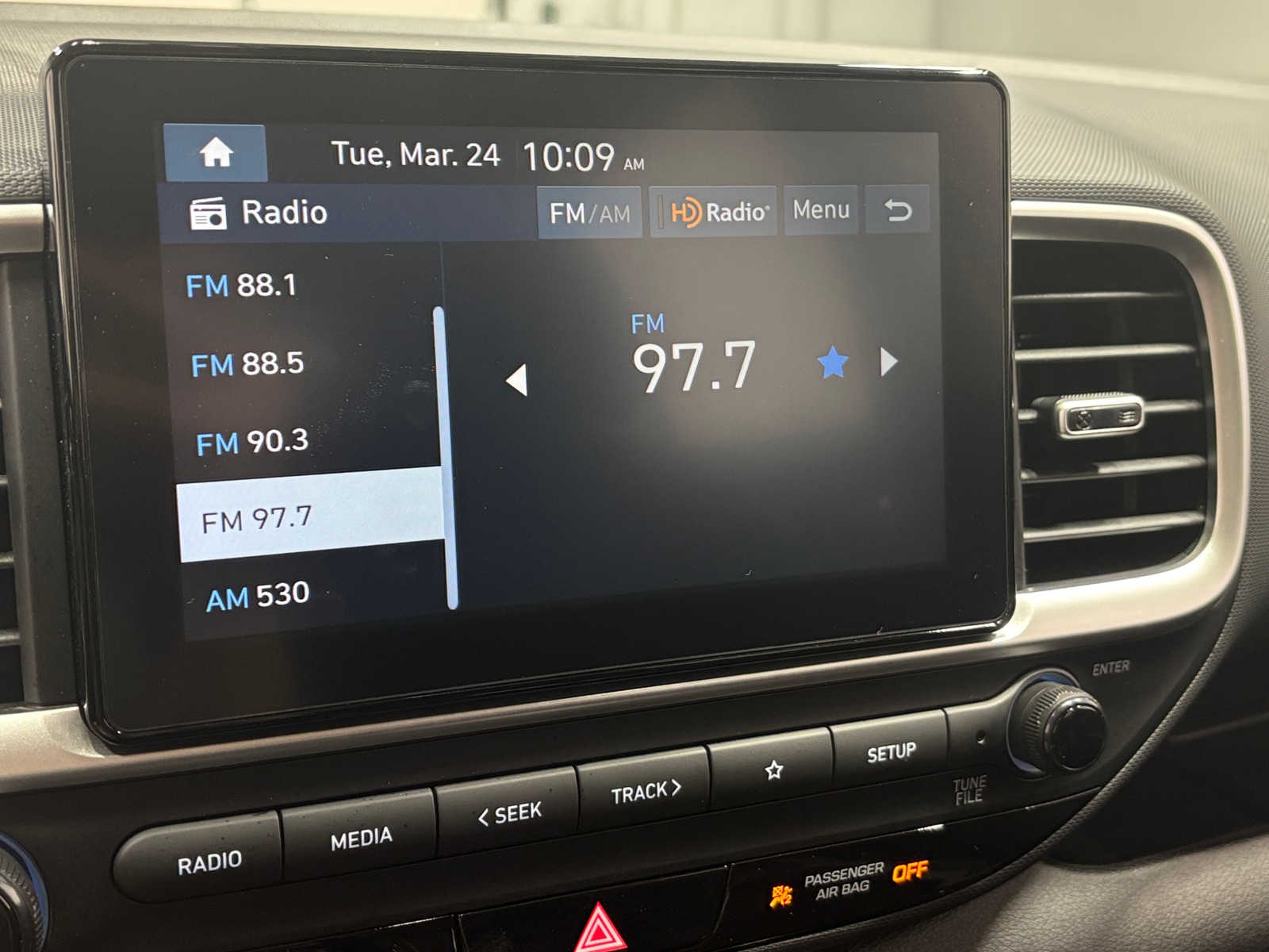 Thumbnail: 2025 Hyundai Venue - 4