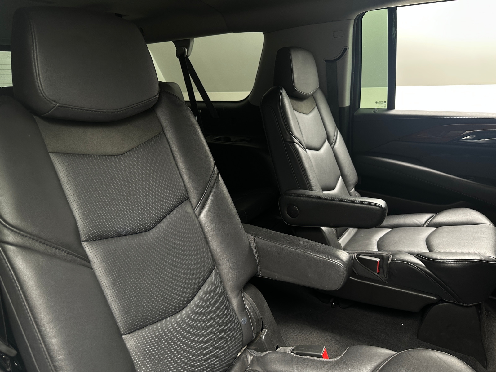 Thumbnail: 2018 Cadillac Escalade - 5