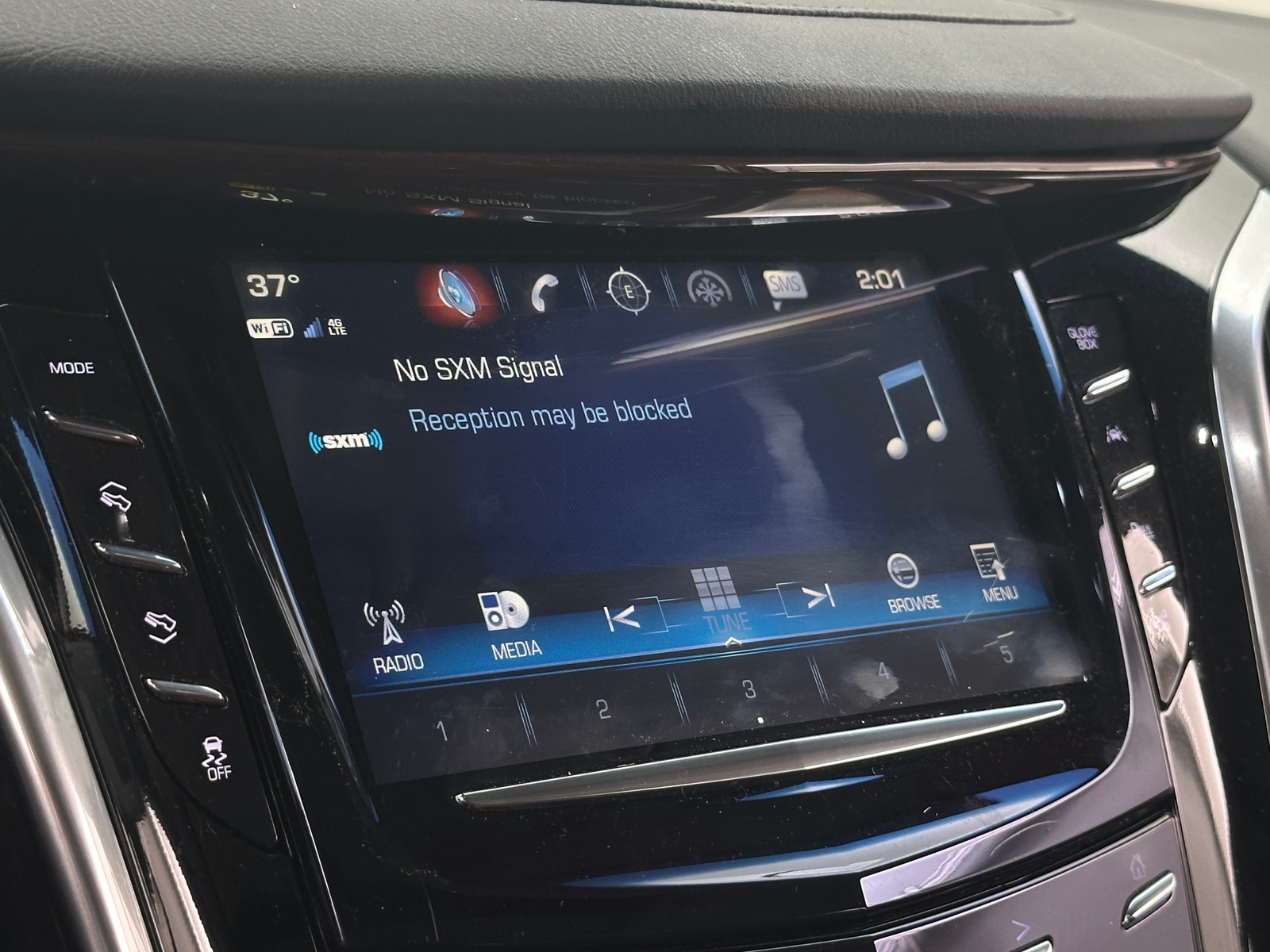 Thumbnail: 2018 Cadillac Escalade - 3