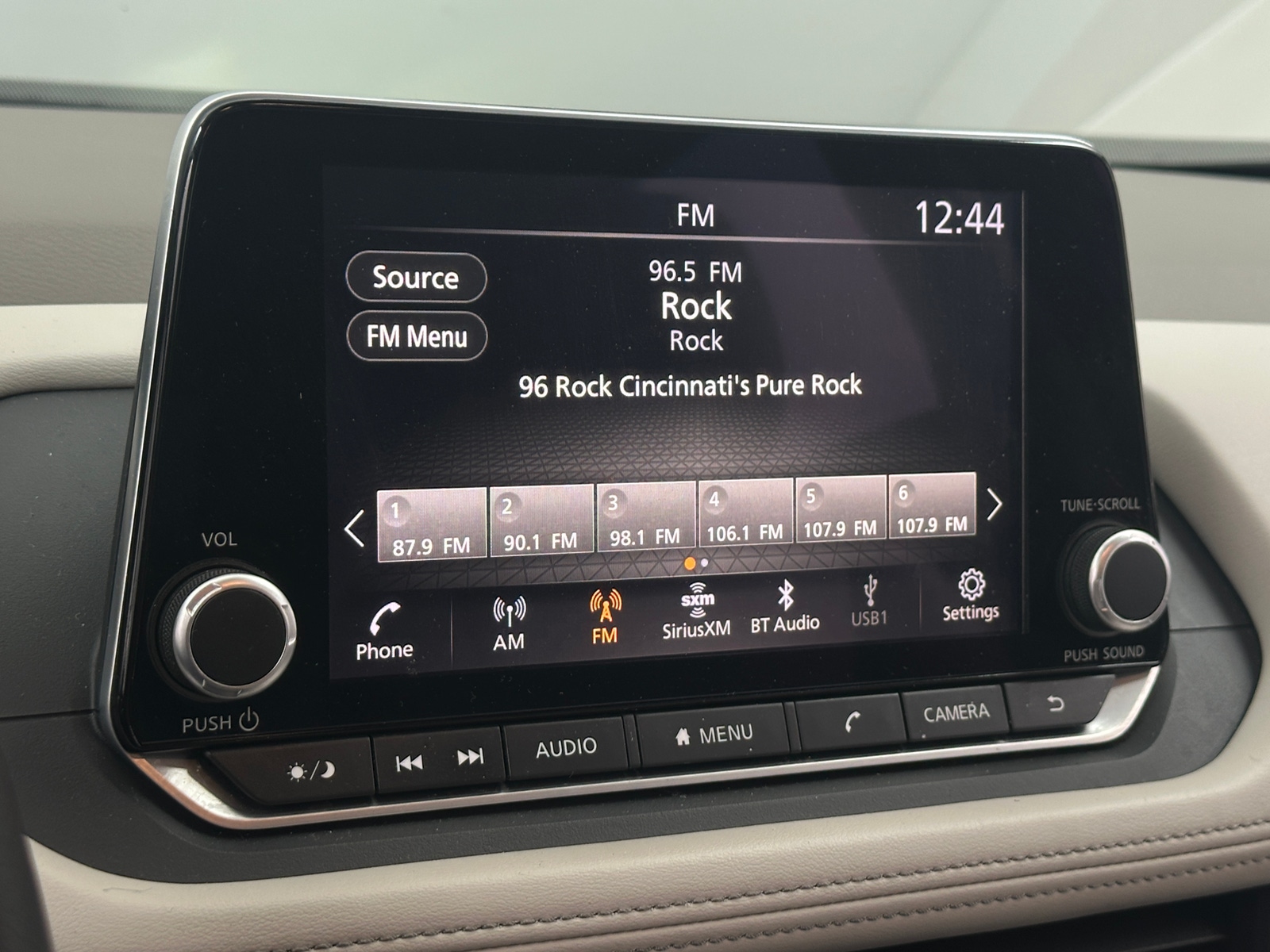 Thumbnail: 2023 Nissan Rogue - 4