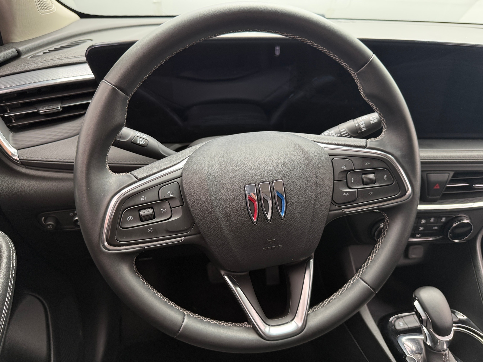 Thumbnail: 2025 Buick Encore GX - 5