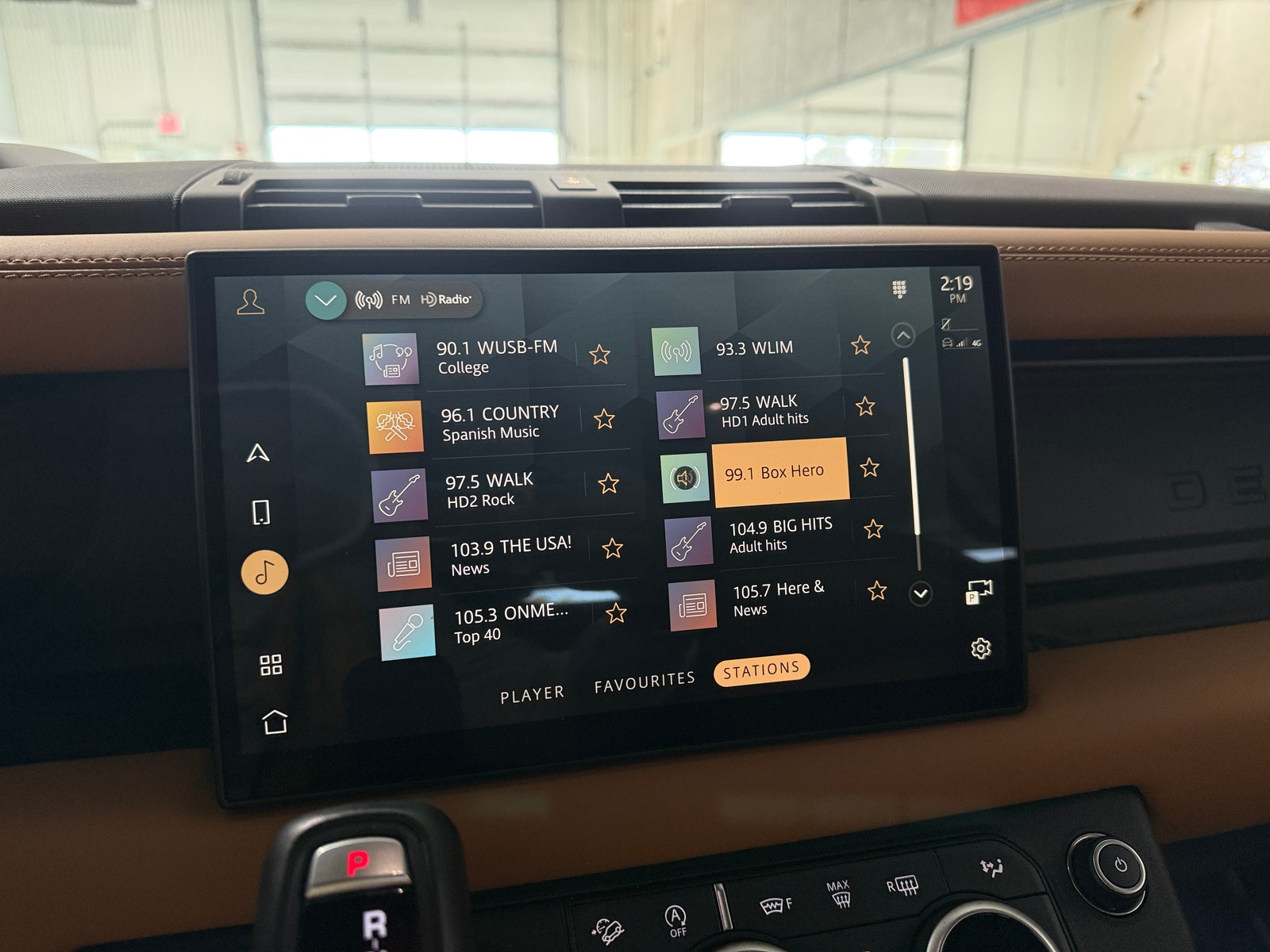 Thumbnail: 2024 Land Rover Defender - 4