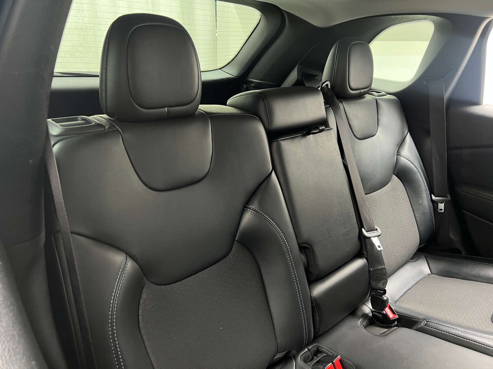 Thumbnail: 2020 Jeep Cherokee - 6