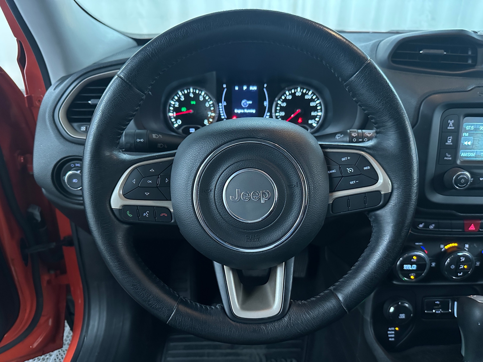 Thumbnail: 2017 Jeep Renegade - 5