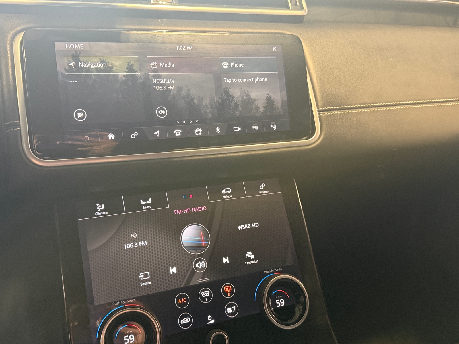 Thumbnail: 2018 Land Rover Range Rover Velar - 3