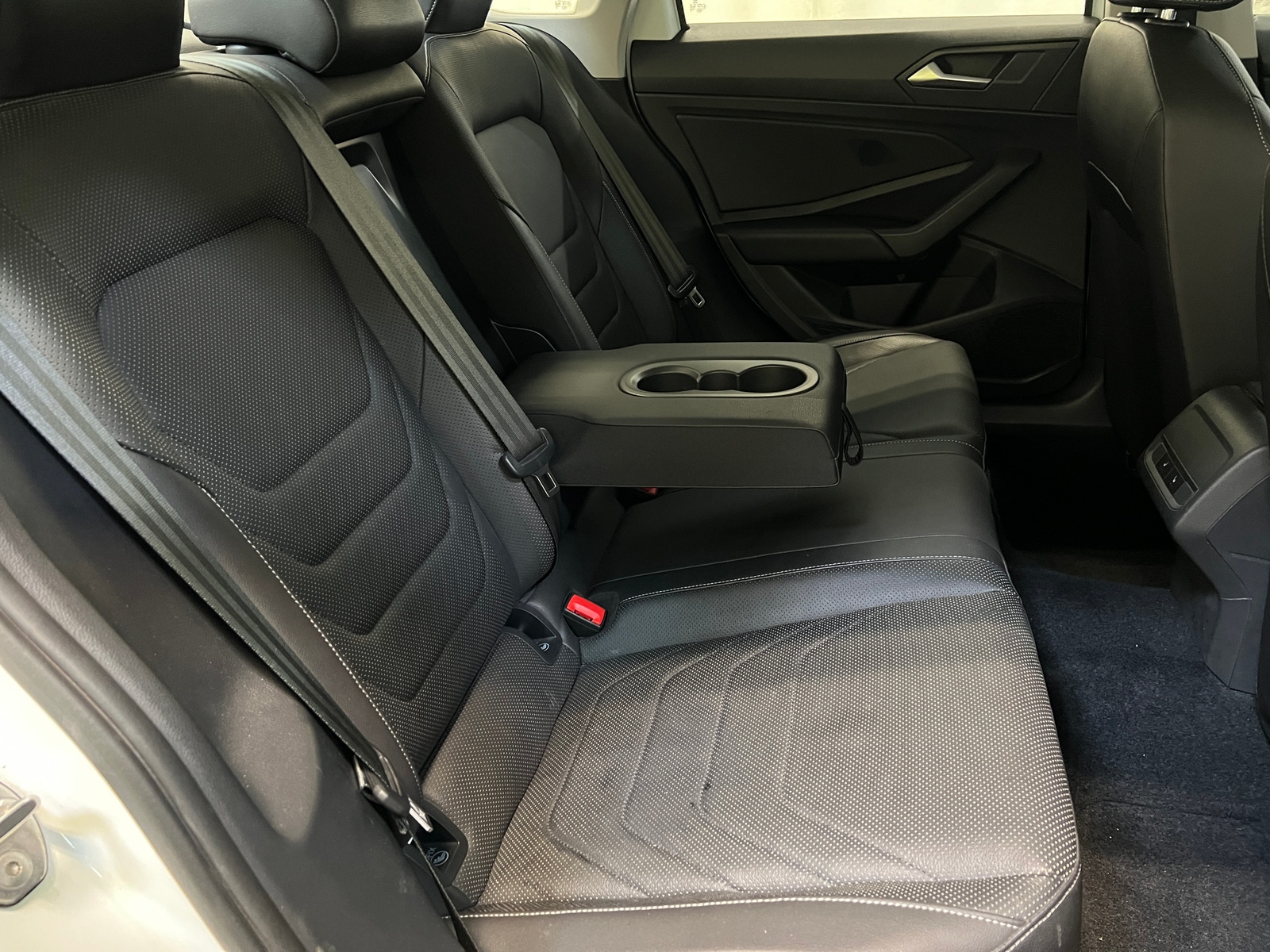 Thumbnail: 2020 Volkswagen Jetta - 5