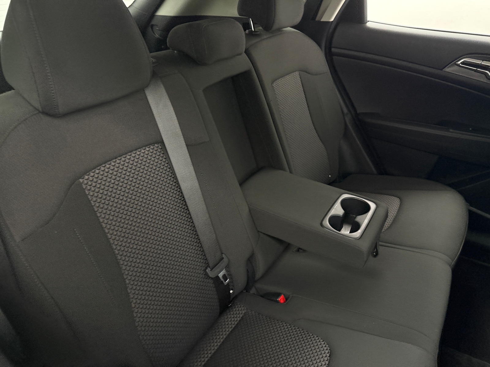 Thumbnail: 2025 Kia Sportage - 6