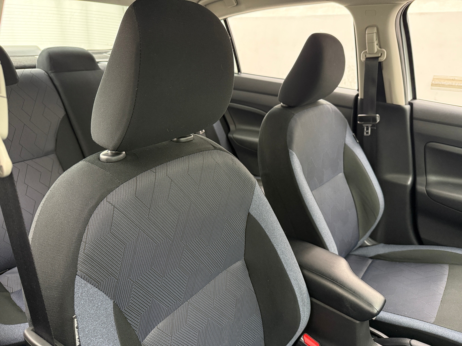 Thumbnail: 2025 Nissan Versa - 2