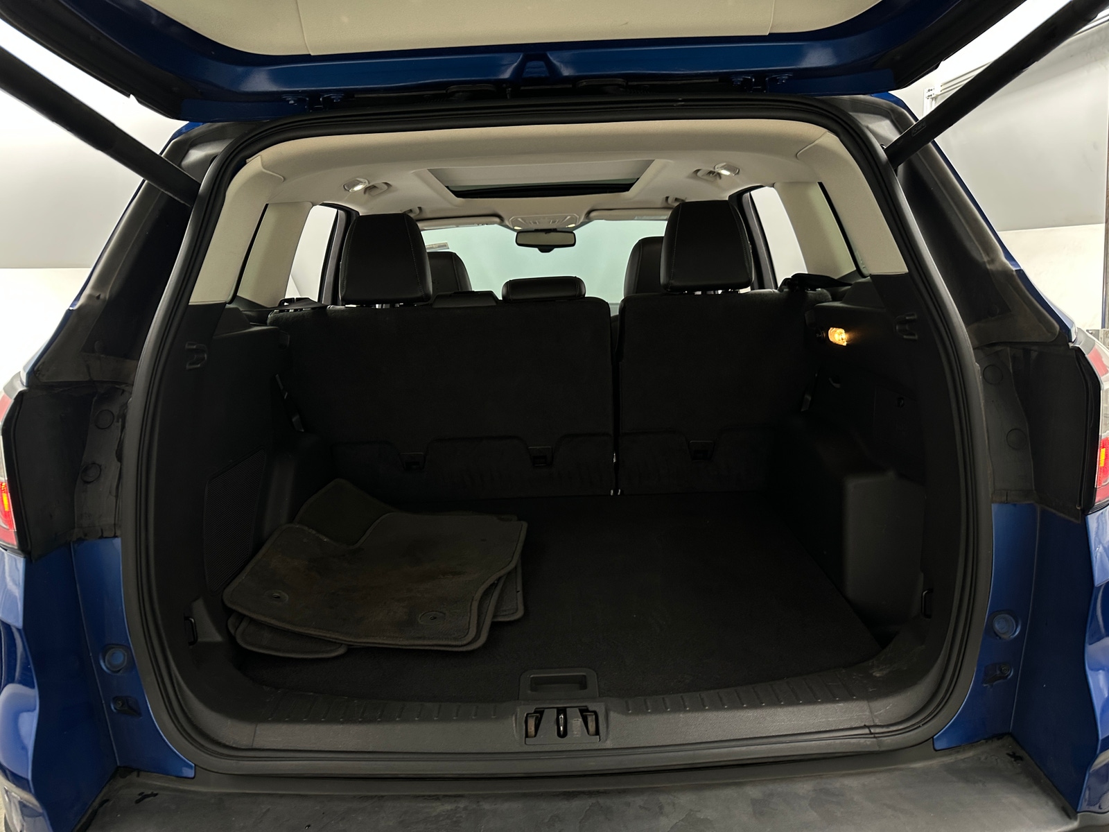 Thumbnail: 2017 Ford Escape - 6