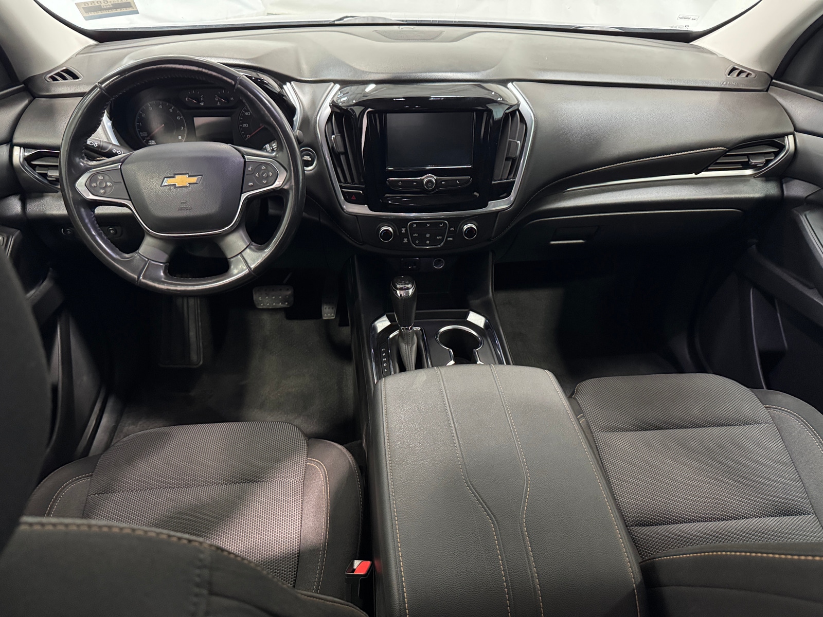 Thumbnail: 2019 Chevrolet Traverse - 3