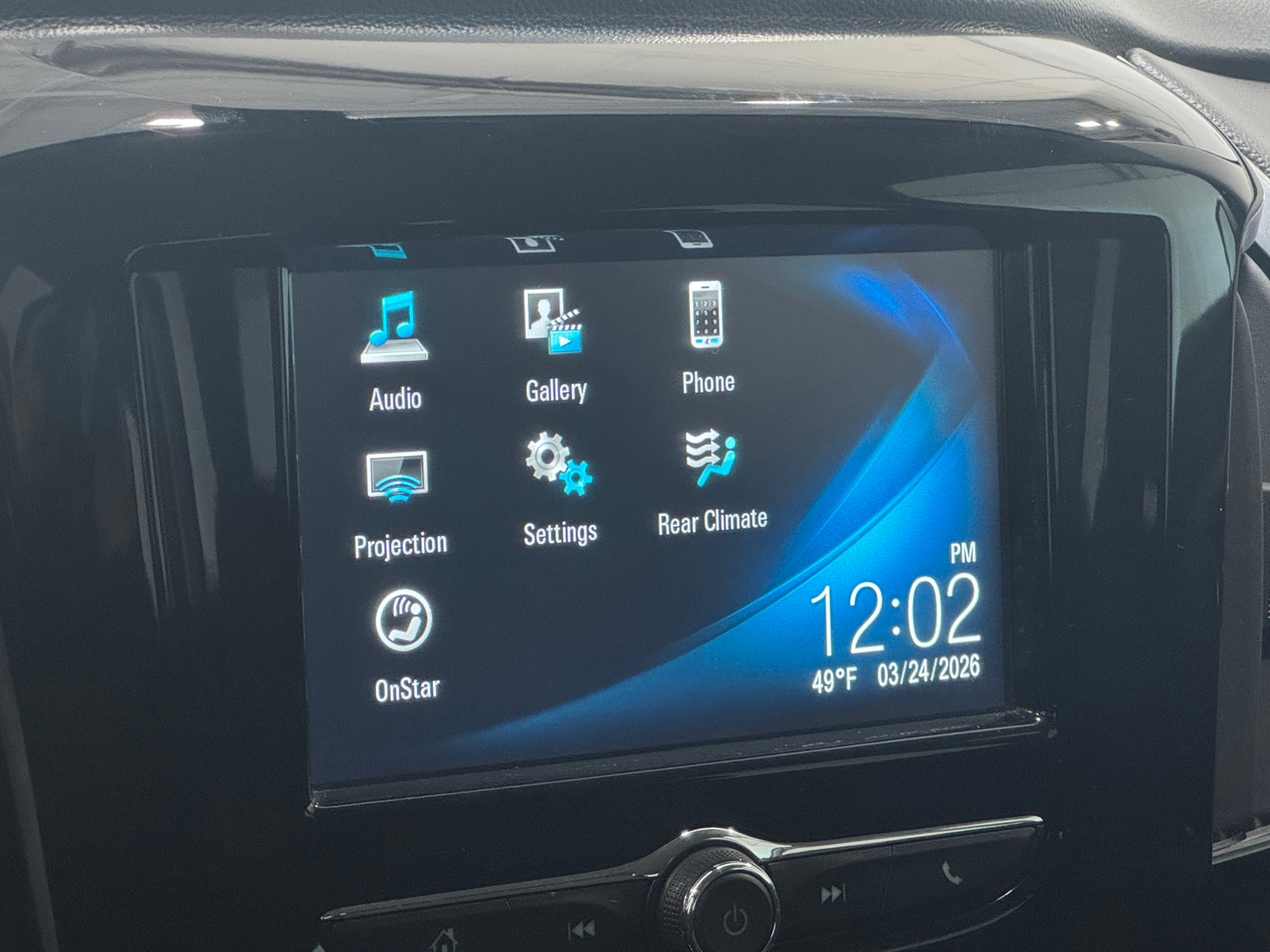 Thumbnail: 2019 Chevrolet Traverse - 4