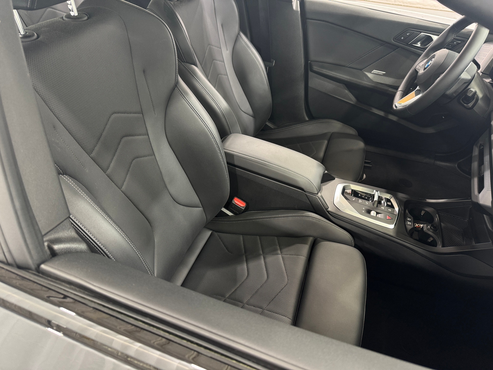 Thumbnail: 2025 BMW 2 Series - 2