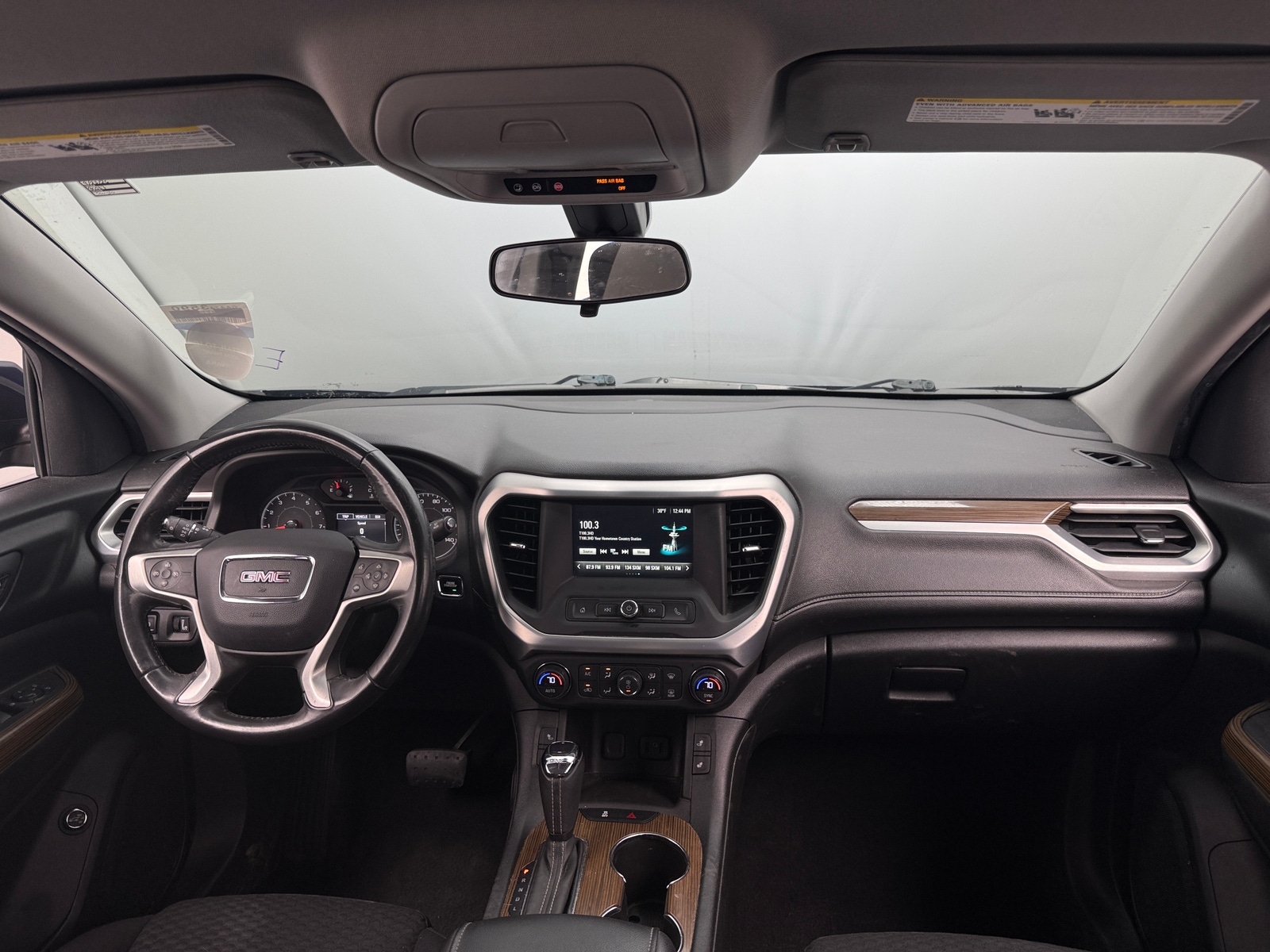 Thumbnail: 2018 GMC Acadia - 3