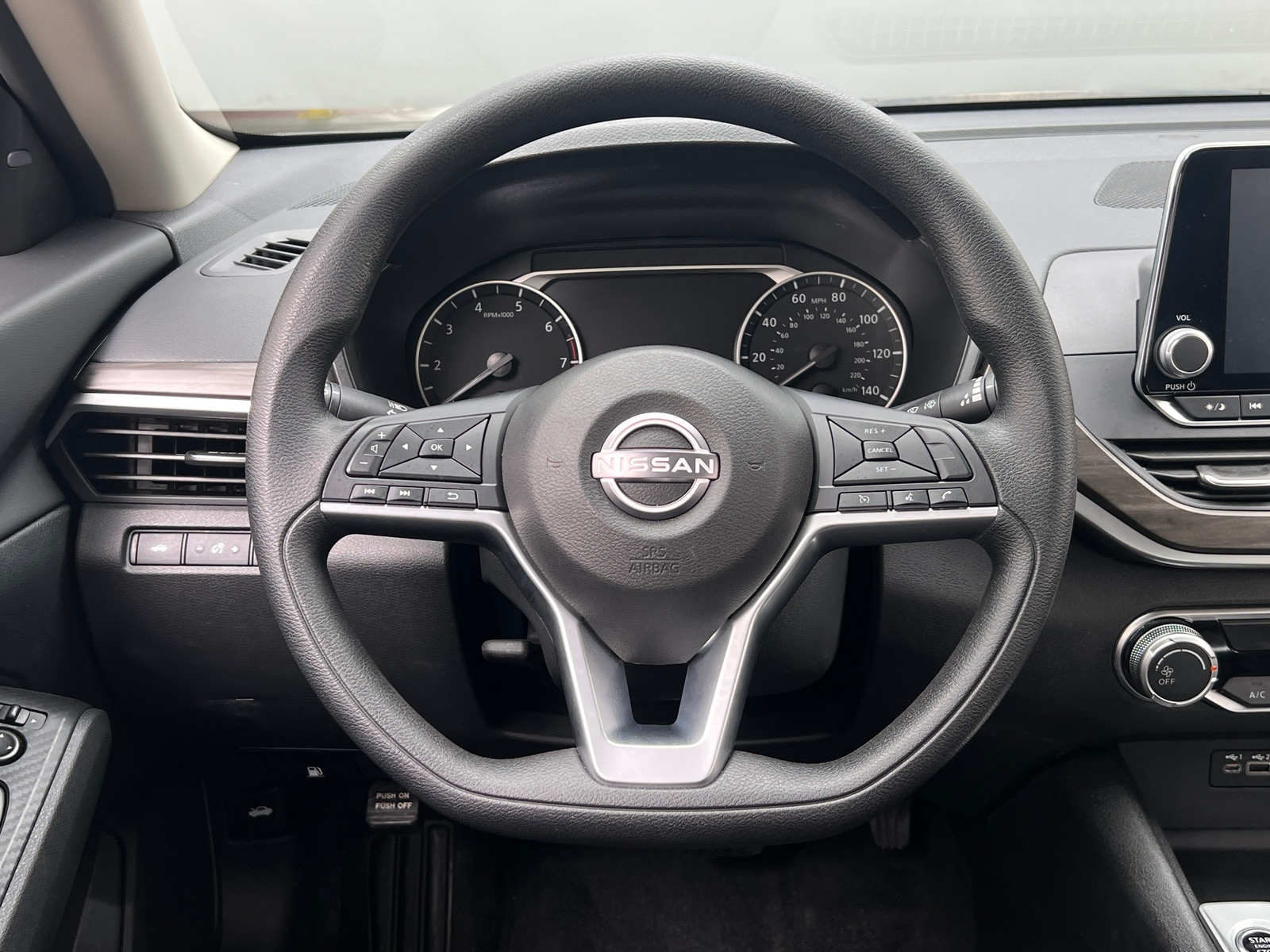 Thumbnail: 2025 Nissan Altima - 5