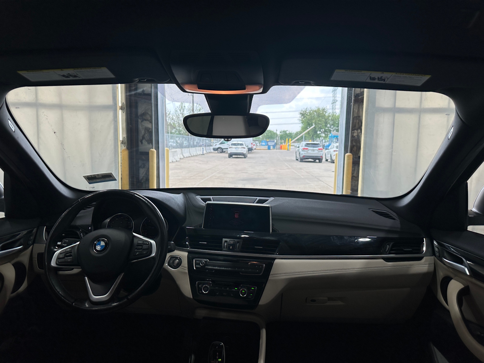 Thumbnail: 2021 BMW X1 - 2