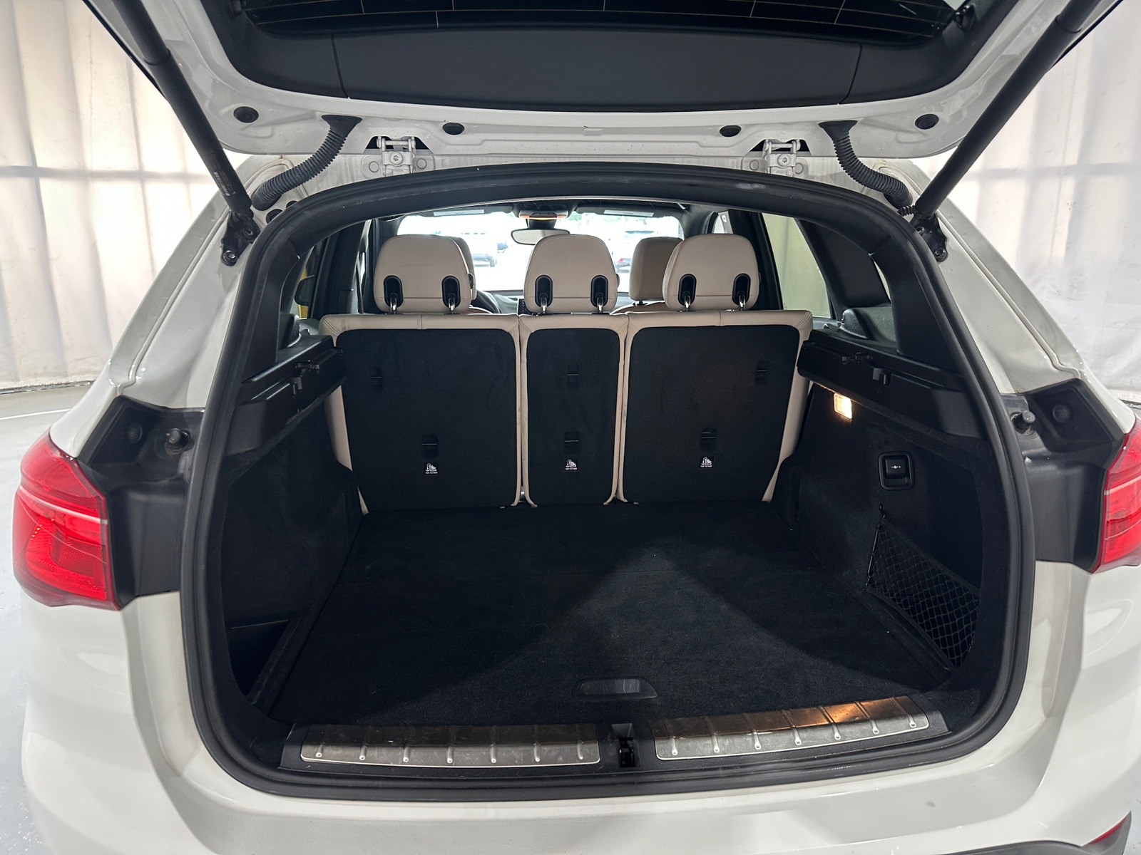 Thumbnail: 2021 BMW X1 - 6