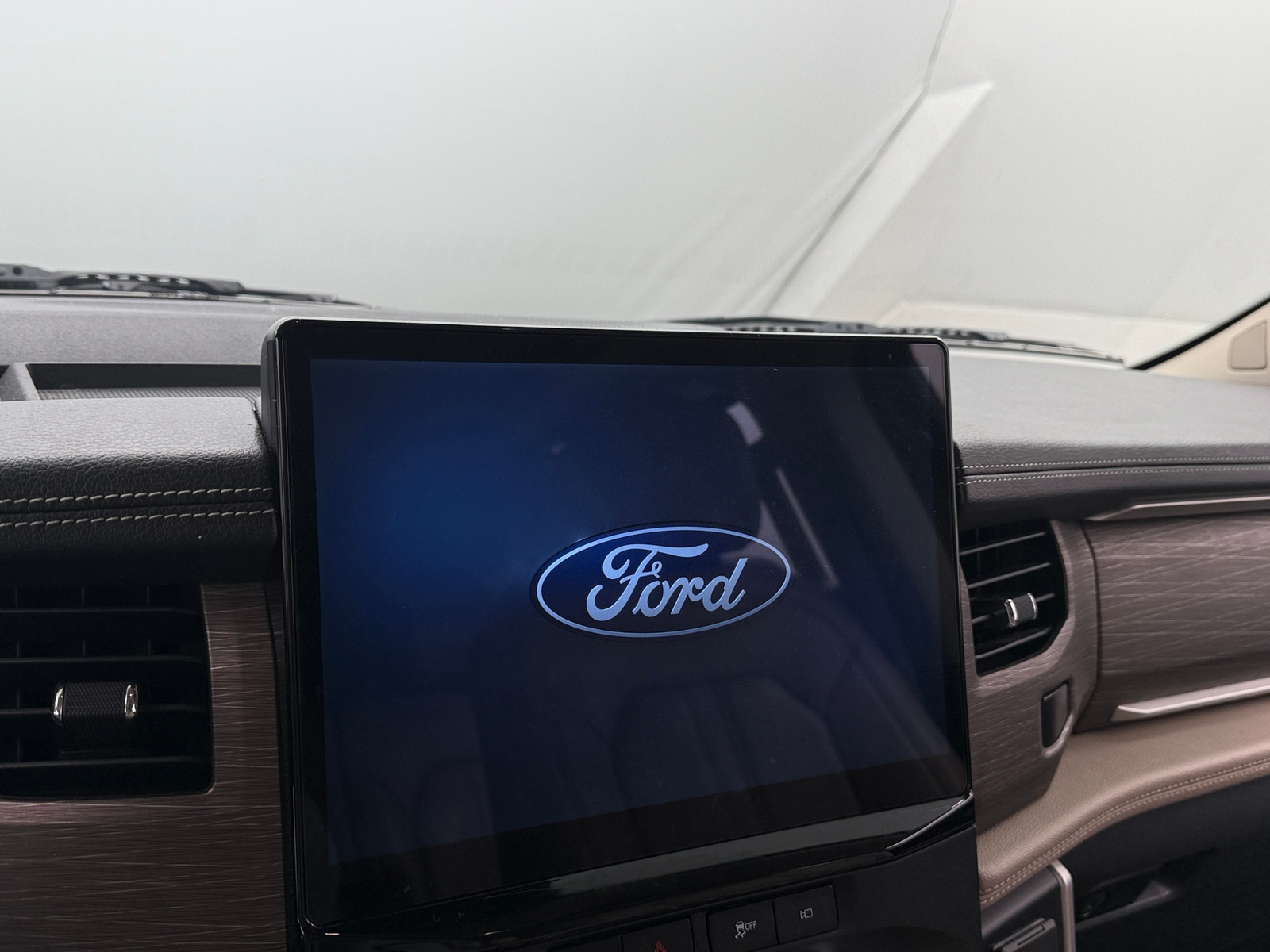 Thumbnail: 2024 Ford Expedition - 3