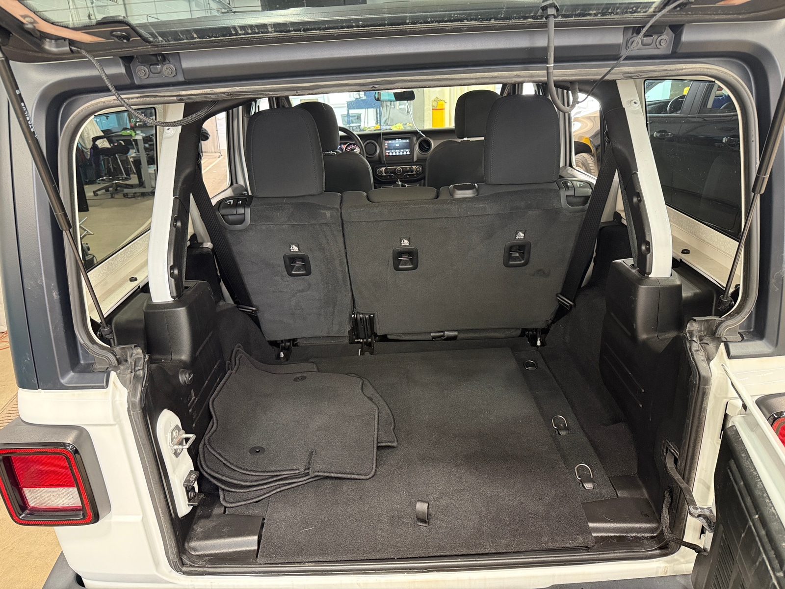 Thumbnail: 2023 Jeep Wrangler - 7