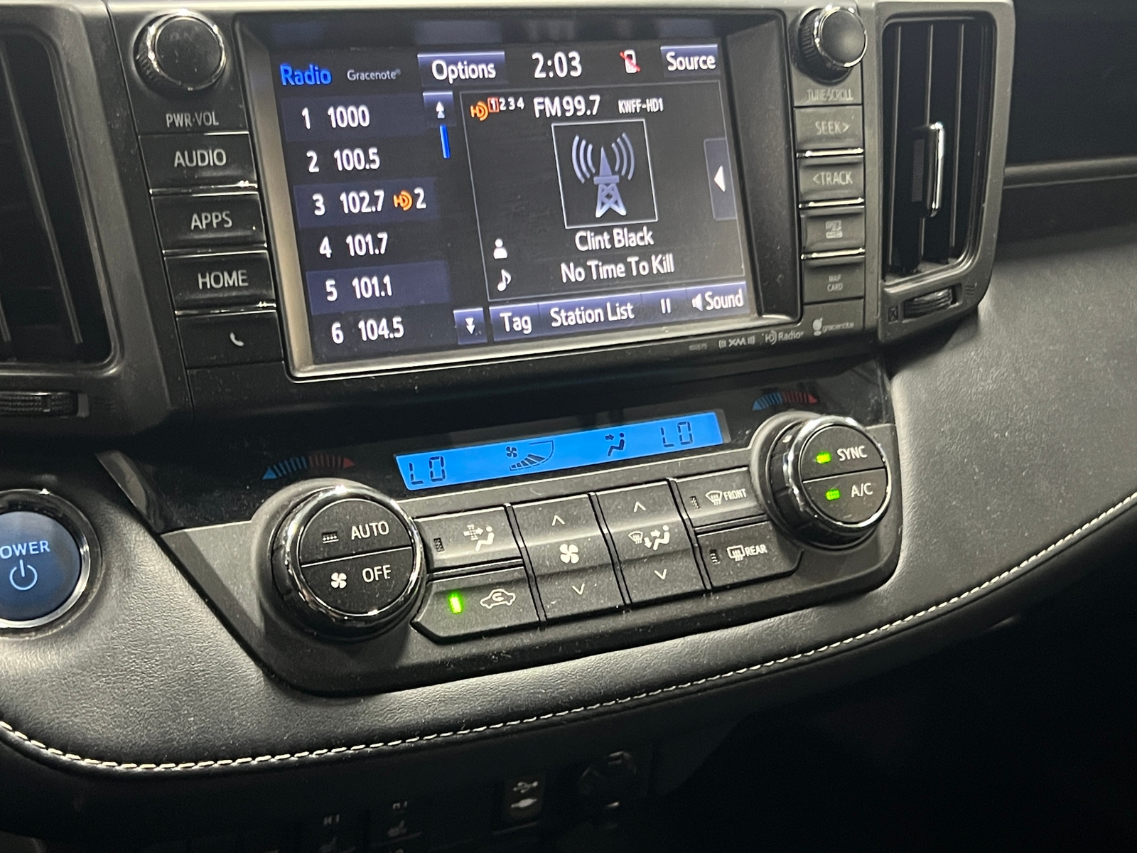 Thumbnail: 2018 Toyota RAV4 - 4