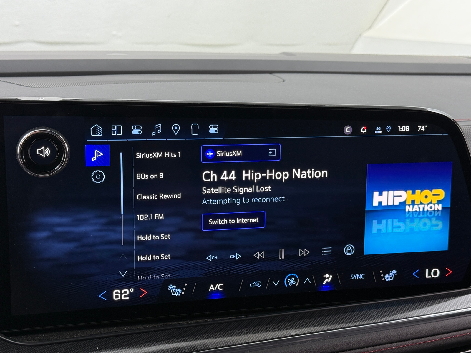 Thumbnail: 2025 Chevrolet Tahoe - 3