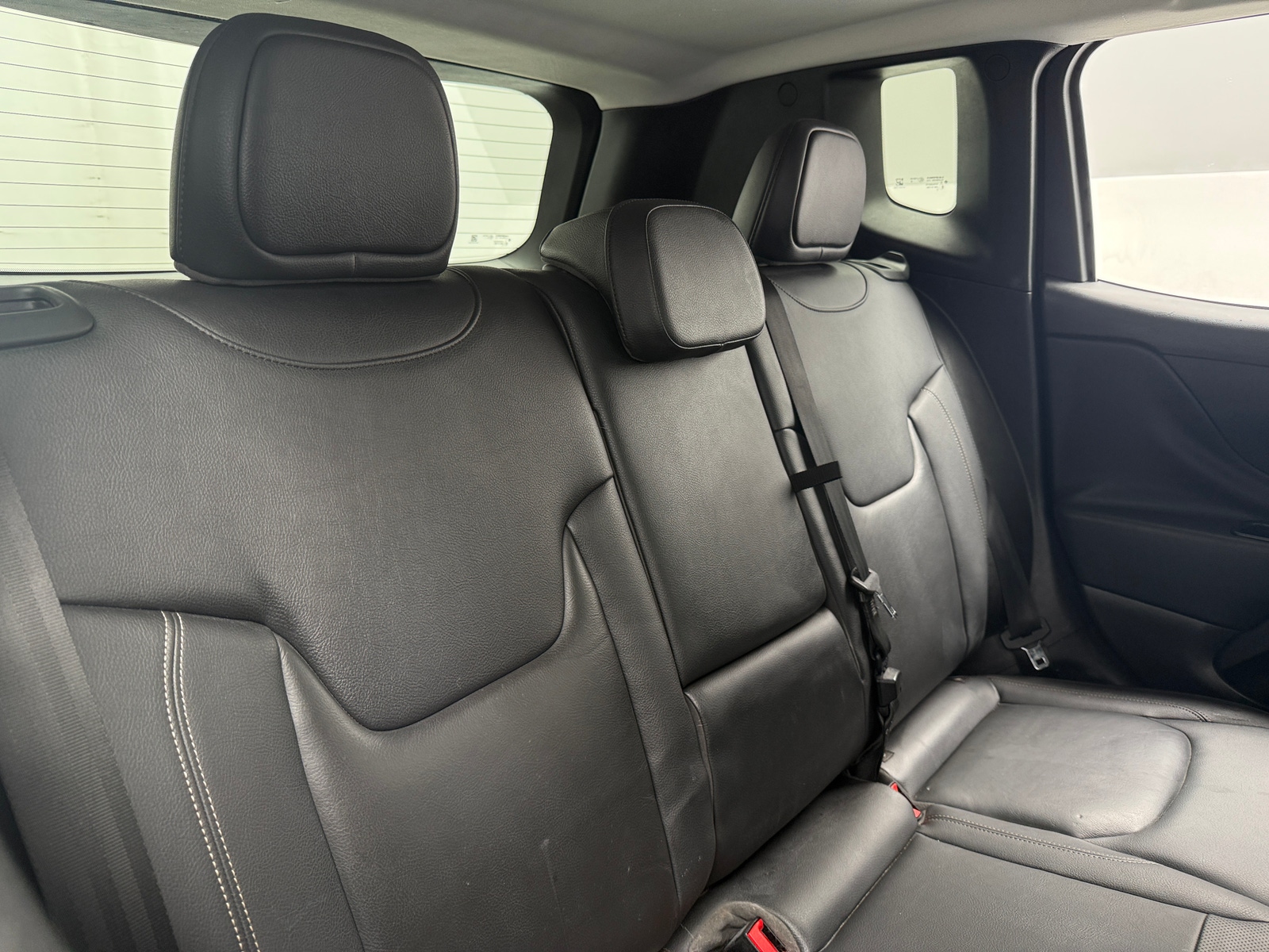 Thumbnail: 2016 Jeep Renegade - 5