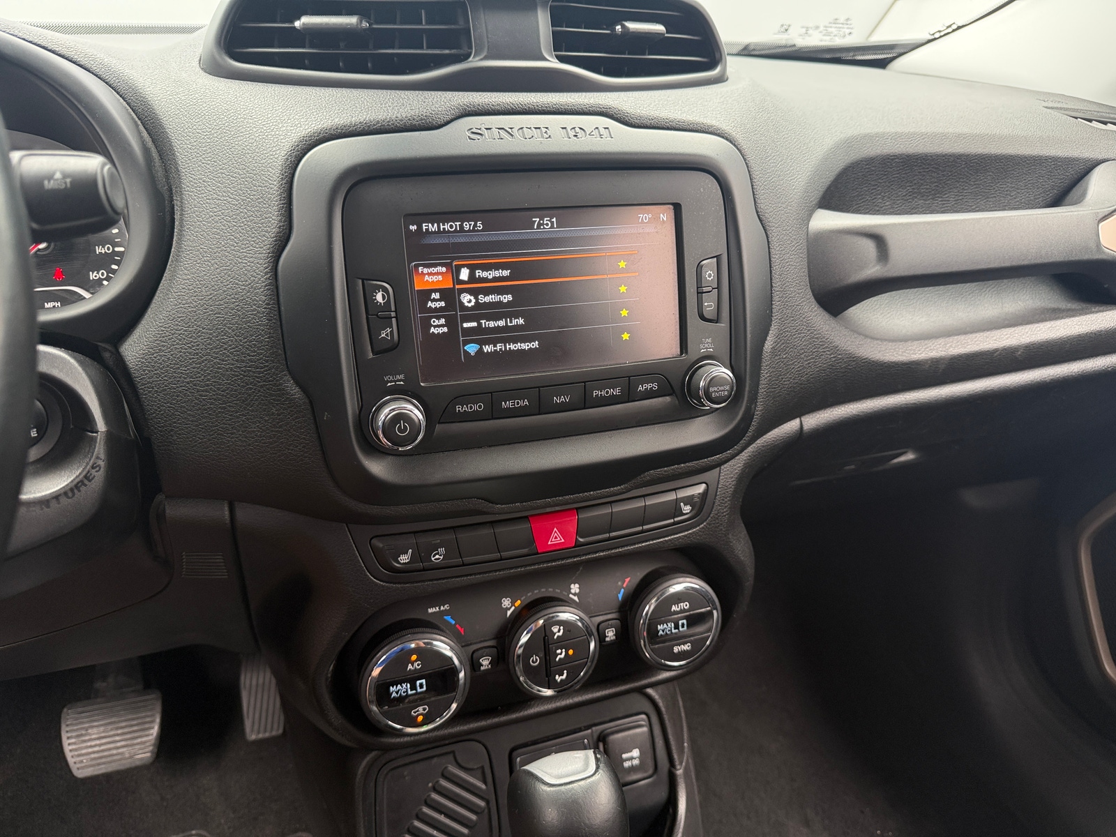 Thumbnail: 2016 Jeep Renegade - 3