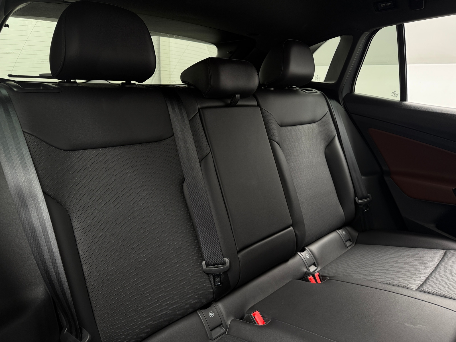 Thumbnail: 2021 Volkswagen ID.4 - 5