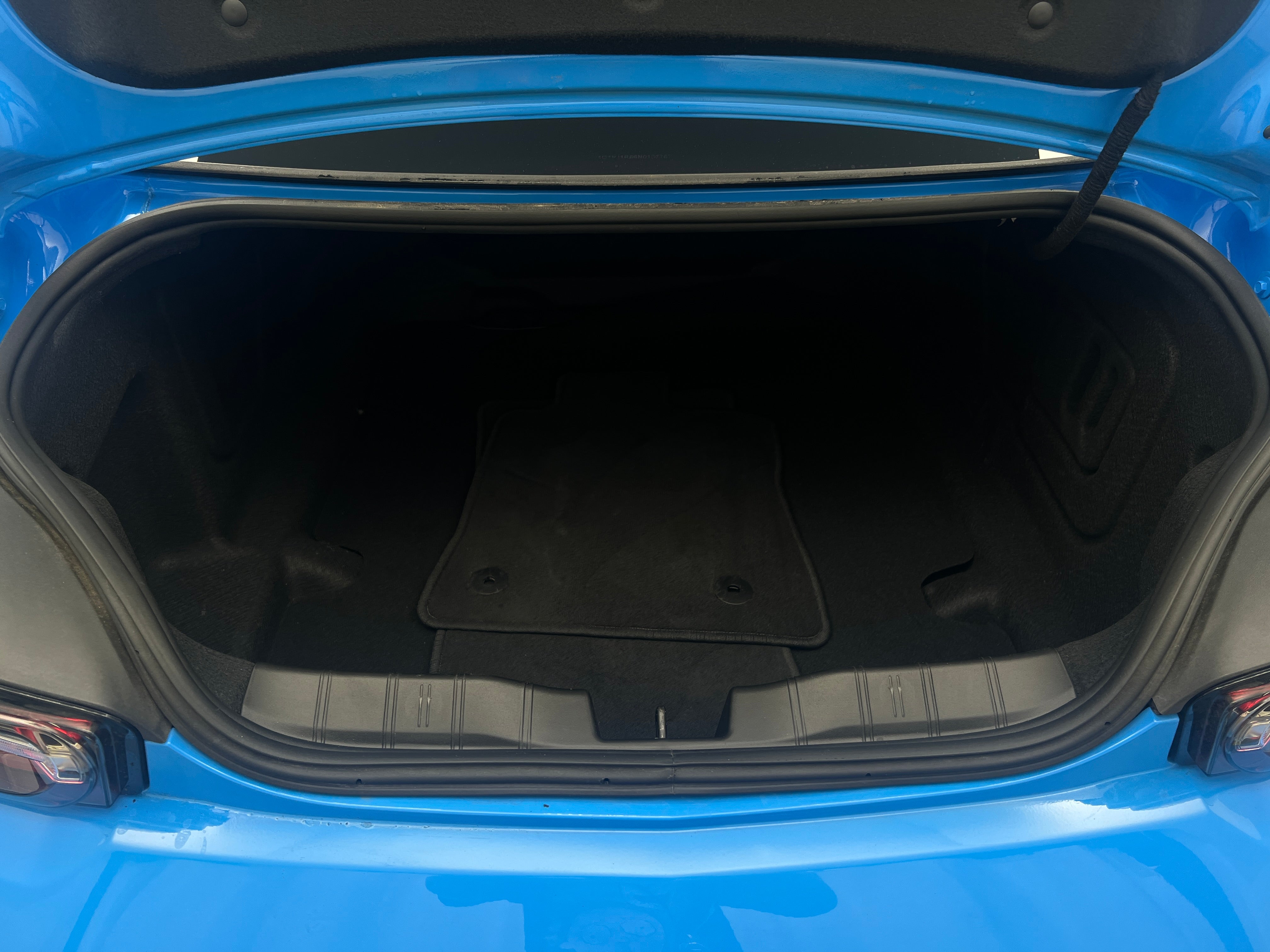 Thumbnail: 2022 Chevrolet Camaro - 4